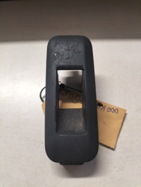 Raambedieningspaneel bijrijderszijde Nissan Primera P12 80960-BA000 Gebruikt.