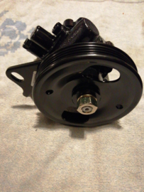 Stuurbekrachtigingspomp GA16DE Nissan 49110-76J00 P10/P11/W10/WP11