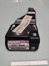 Sidescreen support Right Nissan 63182-BU405 Original