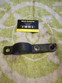 Mounting bracket steering gear right-hand Nissan 54449-65Y00 B13/ N14/ N15/ Y10 Used part.