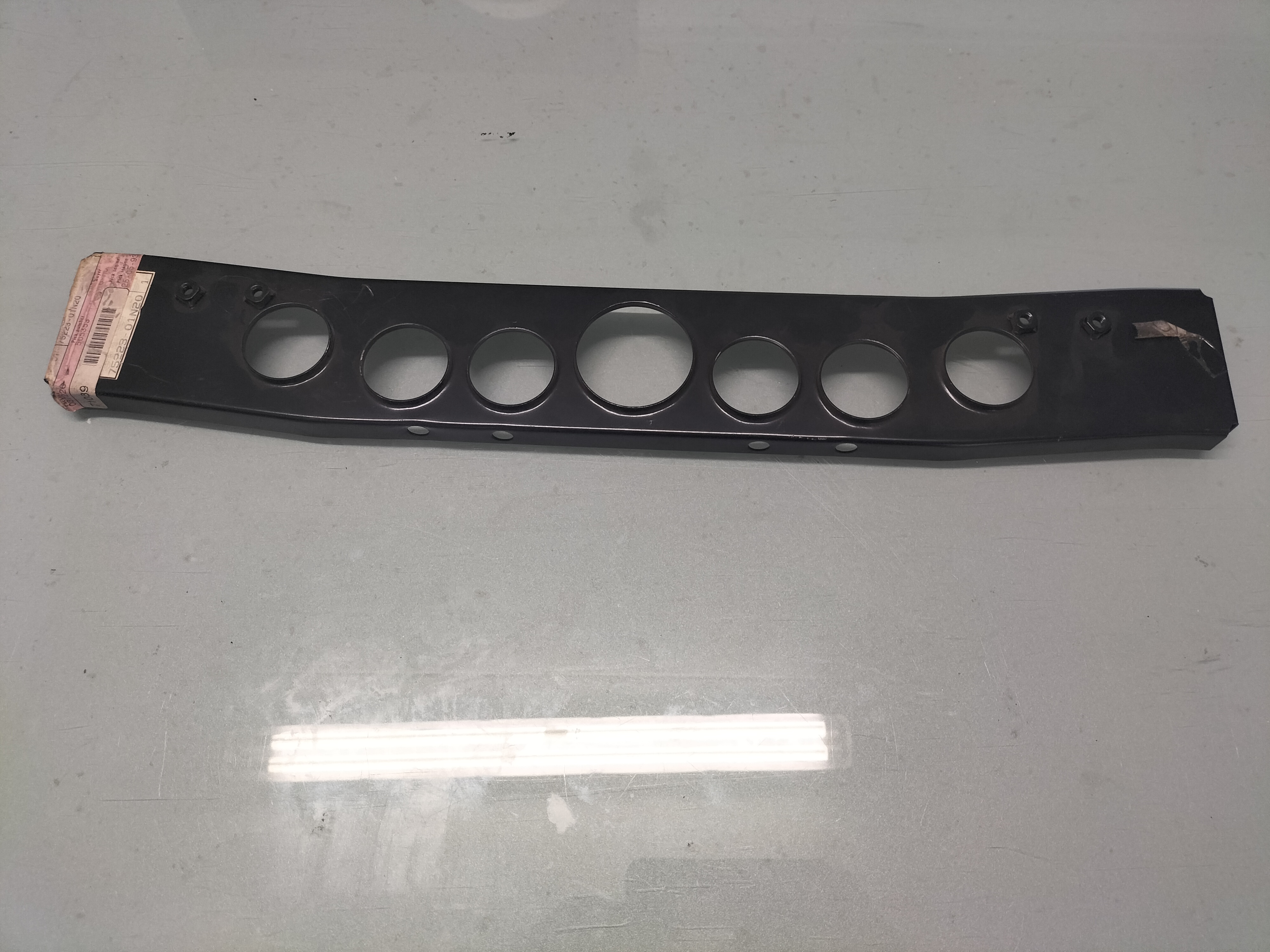 Chassisdeel Nissan 75223-01N20 Origineel.