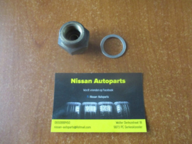 Bolt-connector oil cooler Nissan Micra K11 21625-41B00 Used part.