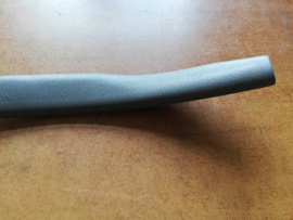 Instapplaat linksachter Nissan Primera P11/ WP11 769B7-9F502 (769B7-9F501/2) Gebruikt.