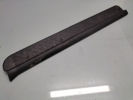 Cover-front step Nissan 76951-0X800 Used part