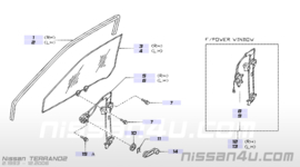 Portierruit linksvoor Nissan Terrano2 R20 80301-1F200