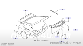 Afdekkap achterklep rechts Nissan 100NXB13 90902-61Y03 Gebruikt. (90902-61Y01)