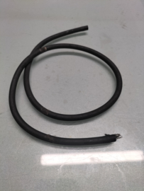 Ruitensproeierslang 740mm Nissan Primera P12 28940-AU301 Gebruikt.