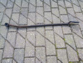 Support control rod Nissan Bluebird T72 34550-Q9000 Used part.