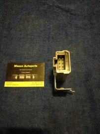 Remlichtschakelaar/sensor Nissan Bluebird WU11 28425-14E00