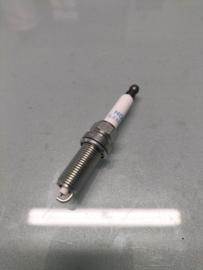 Spark plug Nissan 22401-00Q0R Original