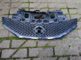 Grille Nissan Note E12 62310-3VU0A Used part.