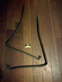 Afwaterrubberset links/rechts Nissan Terrano2 R20 76842-0F010 + 76843-0F010