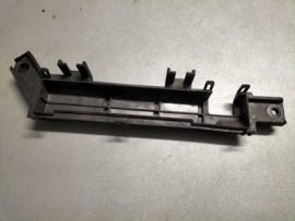 Zekeringhouder Nissan 24388-62J10 B13/ N14/ P10/ W10/ Y10 Gebruikt.
