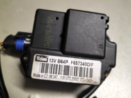 Resistor airconditioning Nissan Primastar X83 27736-00QAB Origineel.