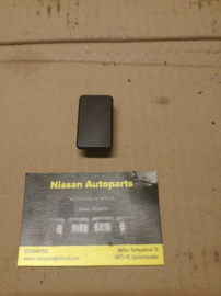 Mask-switch hole Nissan 100NX B13 / Nissan sunny Wagon Y10 68492-50Y01 Used part.