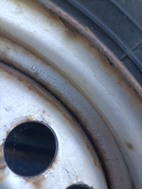 13 inch stalen velgen met band 175/70R13 40300-4F400 (20260712) Nissan Micra K11. Gebruikt.
