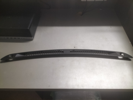 Grille-front defroster, center Nissan Micra K14 68745-5FA0A Used part.