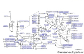 Samenstelling montagesteun trekstang vooras rechts Nissan 280ZX S130 54480-P6500 + 54470-P6500 Gebruikt.