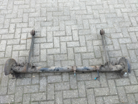 Beam compl-rear suspension Nissan Primera P12 55501-AV606  Gebruikt.