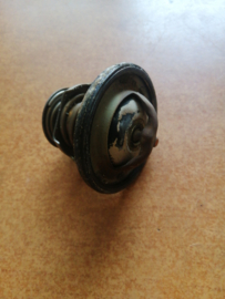 Thermostat QG15DE/ QG16DE/ QG18DE Nissan 21200-9F600 N16/ P11/ P12/ V10/ WP11 Used part.