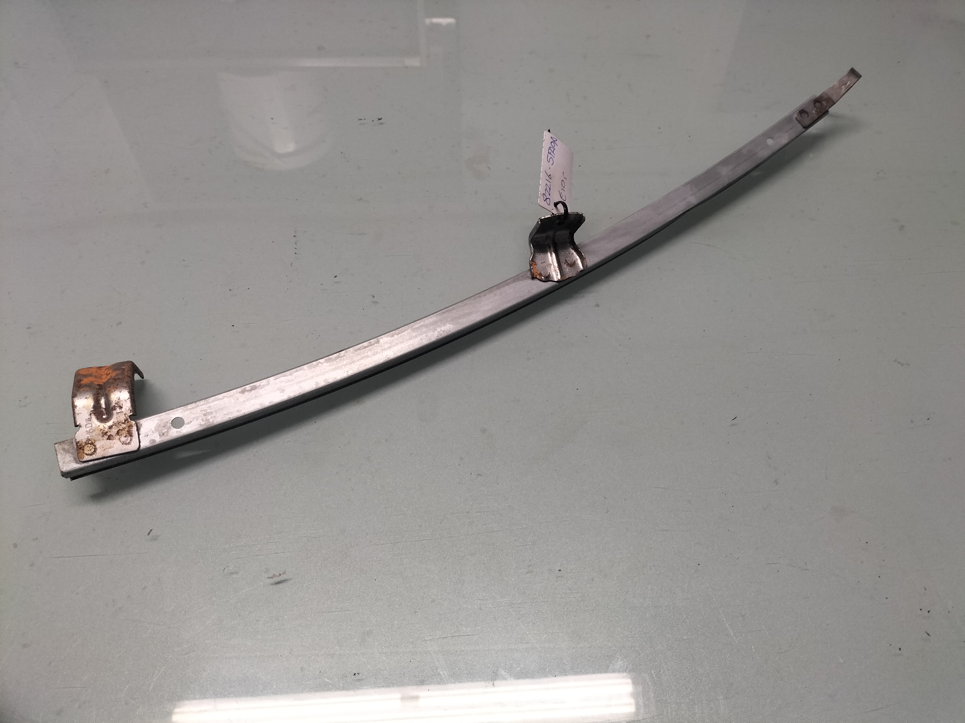 Bumperlijst Nissan Micra K14 82216-5FA0A Gebruikt