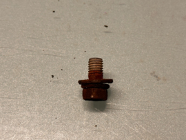 Bolt Nissan 01121-03901 Used part.