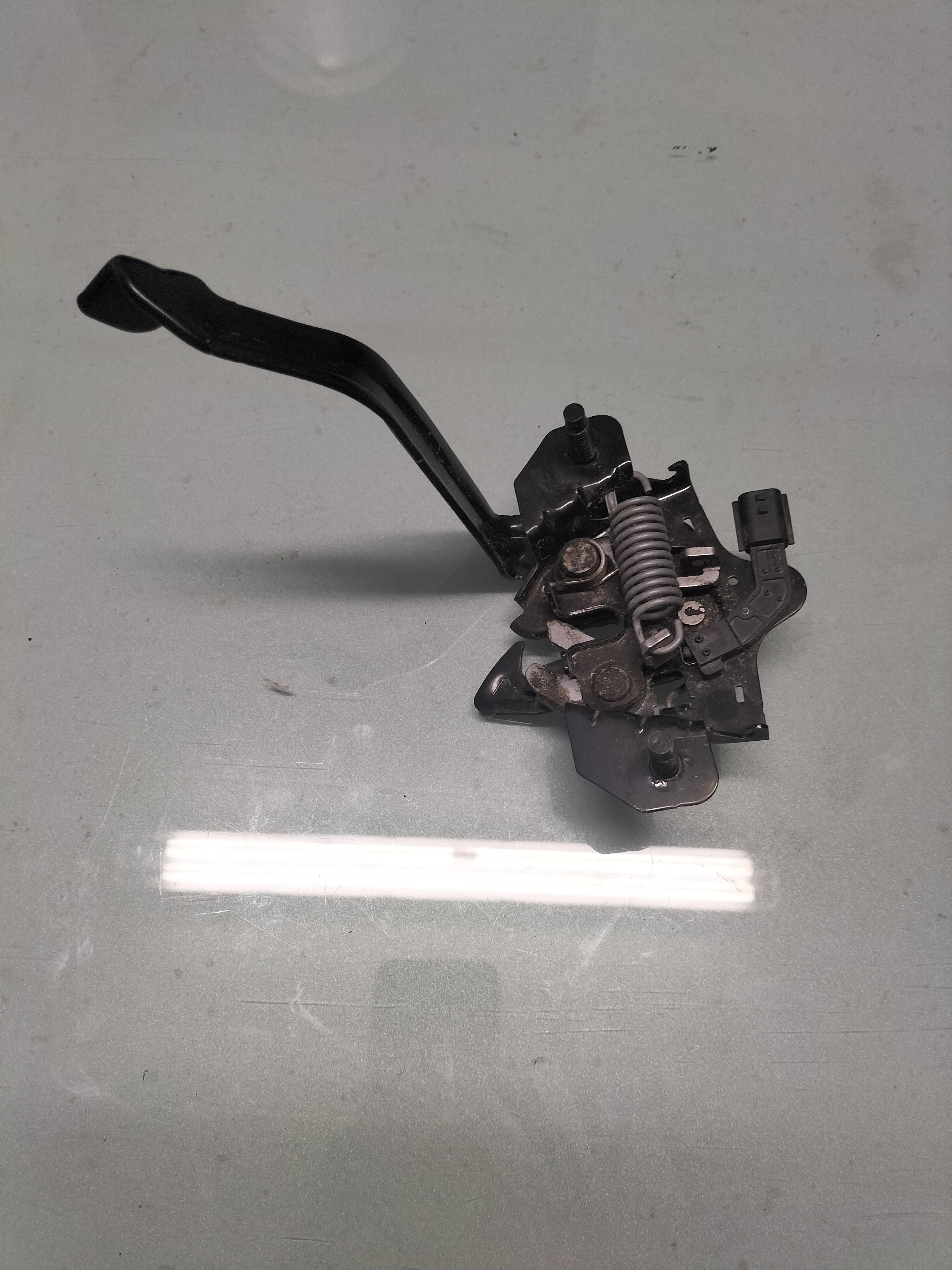 Motorkapsluiting Nissan Micra K14 65601-5FA0A Gebruikt