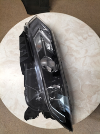 Headlamp assy-left-hand Nissan Qashqai J11 26060-HV00B (Koito 100-19009) Original, little damage.