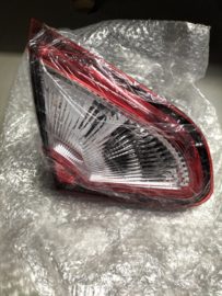 Achterlicht links binnenste Nissan Qashqai J10/ JJ10 26555-BR01A Nieuw.