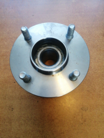 Hub rear Nissan 43200-BM400 N16/ P11 Original.