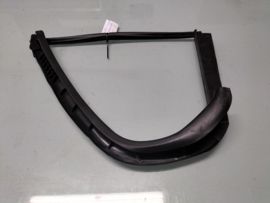 Weatherstrip-rear corner, left-hand Nissan Maxima A32 82273-40U00 (82272-40U00) Used part.