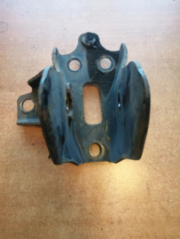 Bracket left-hand Nissan Almera N16 75781-4M420