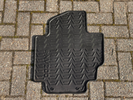 Rubbermat Nissan E-NV200 Left-hand Drive Passenger side KE748-4F189 Original.