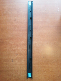 Instapplaat linksvoor Nissan Primera P11/ WP11 769B5-2F001