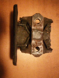 Insulator-differential mounting Nissan 300ZX Z31 55476-01P10 (7N-2010-02) Used part.