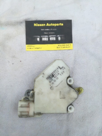 Deurslot mechaniek Nissan Almera N15 80553-89918