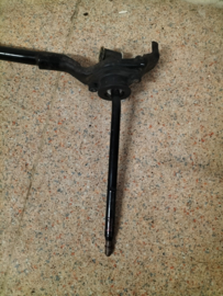 Schakelstangsamenstelling Nissan Primera P11/ WP11 34550-9F500 + 34553-4F100 + 34112-2F000 + 34122-2F000 Gebruikt.