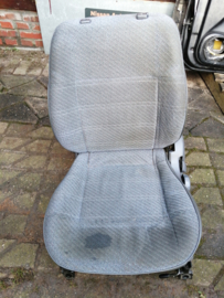 Bestuurdersstoel Nissan Sunny N14 87050-63C80 Gebruikt.