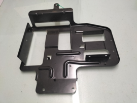 Bracket-AV & navi Nissan Primera P12 28258-BA000 Used part.