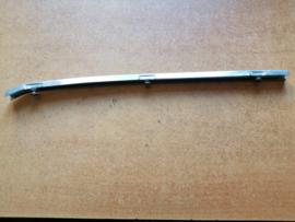 Moulding-grille right-hand Datsun Sunny B210 coupe (part of 62302-H7427) Used part