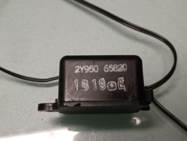 Temperatuursensor airconditioning Nissan Terrano2 27674-8F000 (2Y95065820) Gebruikt.