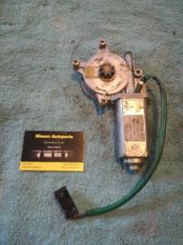 Motor regulator, right-hand Nissan 100NX B13 80730-62Y10 Used part.