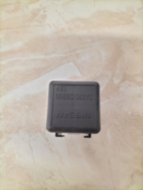 Circuit onderbreker elektrische raambediening Nissan 24330-C9900  CA33/ CK12/ D40/ K11/ N16/ P11/ P12/ R20/ R50/ R51/ T30/ V10/ WP11/ Y61/ Z33/ Z50 Origineel.