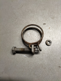 Slangklem Nissan 01555-00271 Gebruikt.