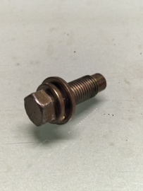 Montagebout Nissan 01121-05531 Gebruikt.