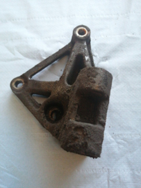 Dynamomontagesteun Nissan Micra K11 11710-50B01