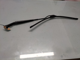 Ruitenwisserarm links Nissan Primera P12 28881-AU312 Gebruikt.