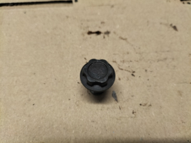 Bolt Flywheel Nissan 12315-6N201 Used part.