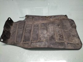 Zijafscherming Motorblok rechts Nissan Micra K10 75893-02B10 Gebruikt.
