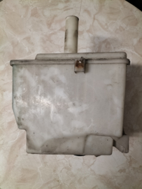 Tank windshield washer Nissan Primera P11/ WP11 28910-9F911 Used part.